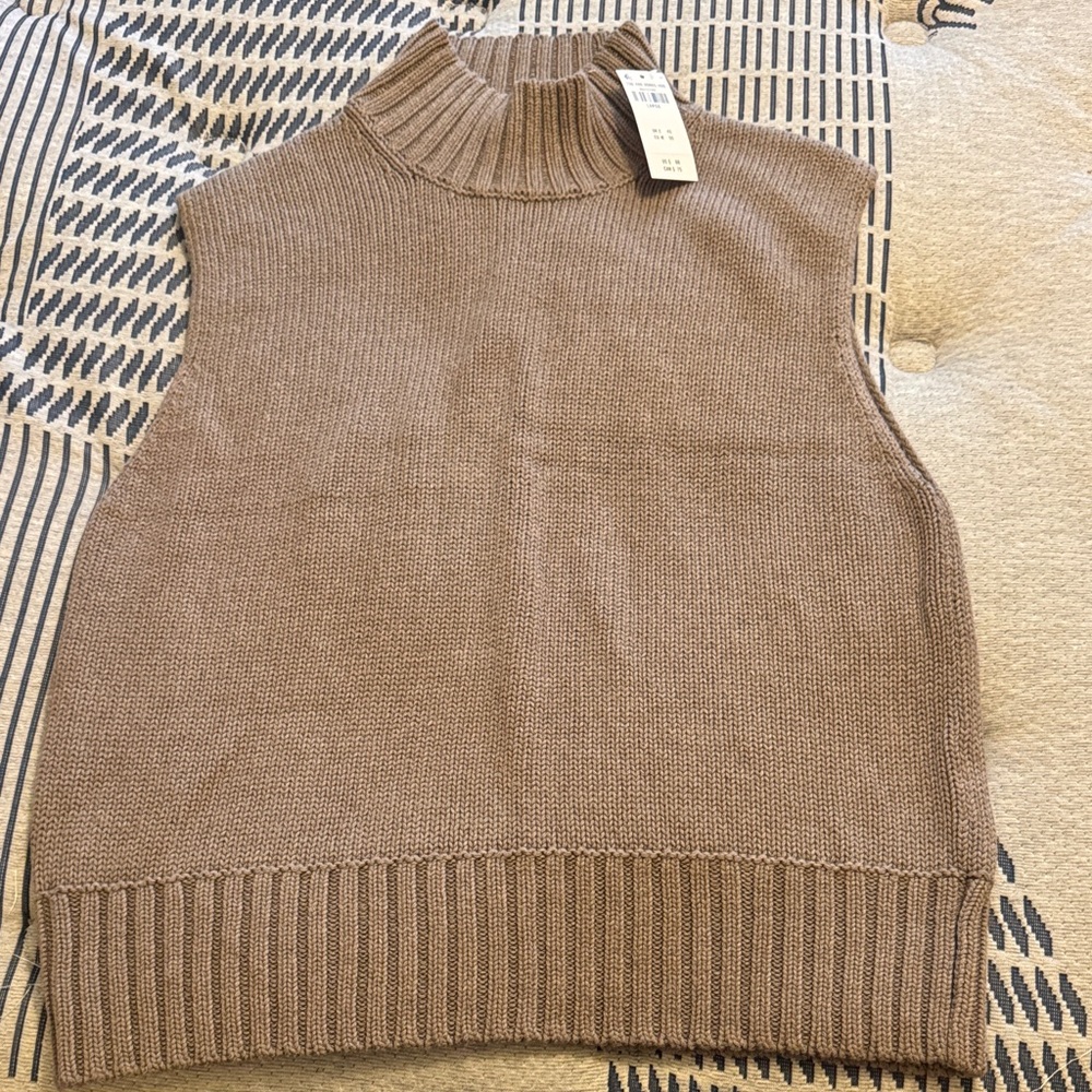 Sleeveless Brown Knit Sweater Top